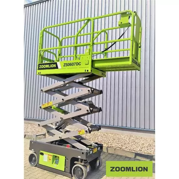 ZOOMLION ZS0808DC 230 кг 8 м Подъемник ножничный аккумуляторный в Ростове-на-Дону, Грузоподъемность: 230 кг, Высота подъема, м.: 8 м, Тип питания: аккумуляторные (DC), Напряжение: 12 В, Тип батареи: Кислотная, обслуживаемая купить по выгодной цене 100kwatt.ru