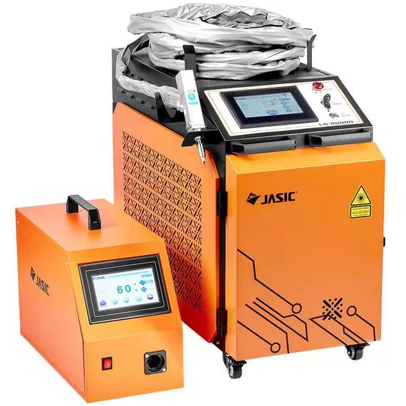 СВАРОГ LASER WELD 1500 2.0 Аппарат для ручной лазерной сварки и резки в Ростове-на-Дону, Мощность: 1.5 кВт, Напряжение: 220 Вольт (однофазные) купить по выгодной цене 100kwatt.ru