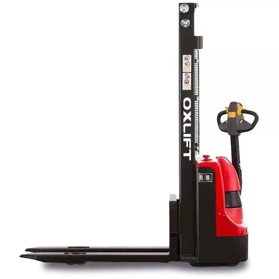 OXLIFT AX 1225 1200 кг 2500 мм Самоходный штабелер в Ростове-на-Дону, Грузоподъемность: 1.2 тонны (1200 кг), Высота подъема вил, м.: 2.5 м, Напряжение: 24 В, Тип батареи: Кислотная, необслуживаемая, Ёмкость АКБ : 100 Ач купить по выгодной цене 100kwatt.ru